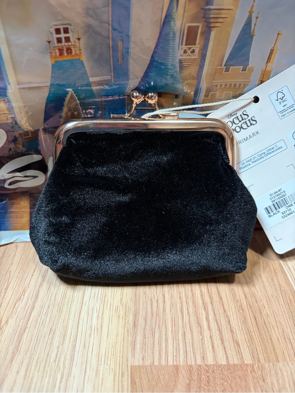 Disney Hocus Pocus Sanderson Sisters Clasp Coin Purse *Primark* New with Tags - Picture 2 of 3